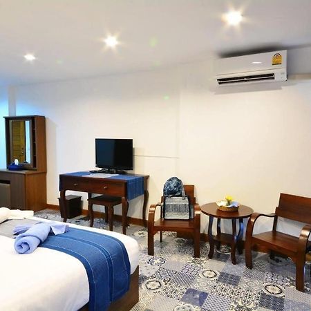 The Indigo House Phrae Hotel Exterior photo